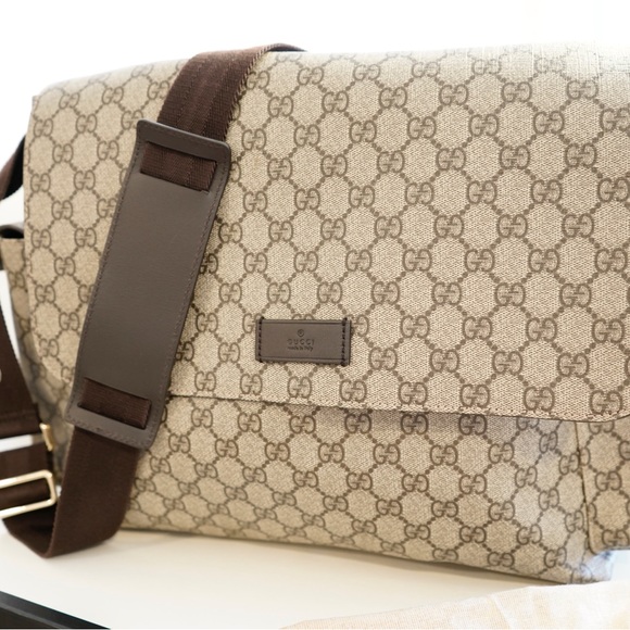 GG Supreme canvas diaper bag - Picture 3 of 3